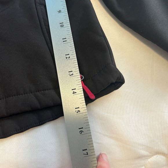 REEBOK Girls Black with Fuchsia Pink Ski Snow Jacket Hooded Zip Size 4T - Picture 8 of 8